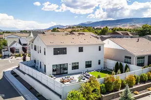 105 Bridlemoor Ct, Reno, NV 89511 - Photo 3