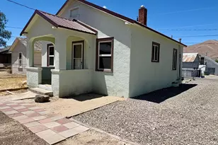 213 1/2 E 4th St, Winnemucca, NV 89445 - Photo 1