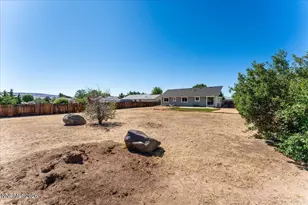 310 Veronica Ave, Sparks, NV 89436 - Photo 27