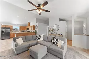 310 Veronica Ave, Sparks, NV 89436 - Photo 1