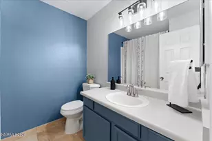 310 Veronica Ave, Sparks, NV 89436 - Photo 17