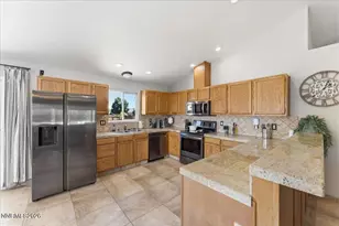 310 Veronica Ave, Sparks, NV 89436 - Photo 9