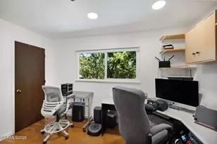 2255 Parkway Dr, Reno, NV 89502 - Photo 21