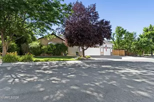 965 Springfield Dr, Gardnerville, NV 89460 - Photo 7