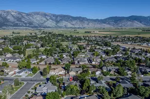 965 Springfield Dr, Gardnerville, NV 89460 - Photo 47
