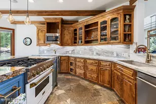 285 Sierra Country Cir, Gardnerville, NV 89460 - Photo 9