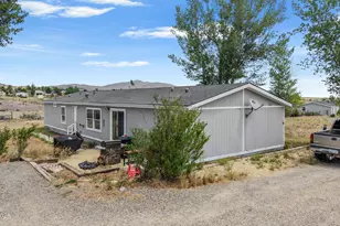 695 Dillon Ln, Spring Creek, NV 89815 - Photo 29