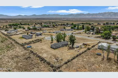 695 Dillon Lane, Spring Creek, NV 89815 - Photo 3