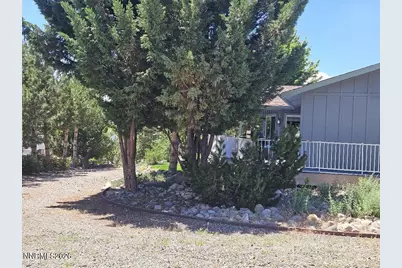 3462 Mark Twain Avenue, Gardnerville, NV 89410 - Photo 5