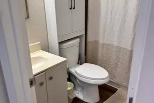 200 E Park St, Carson City, NV 89706 - Photo 27
