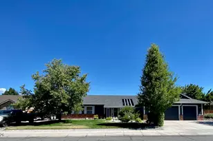 1010 Silveranch Dr, Gardnerville, NV 89460 - Photo 13