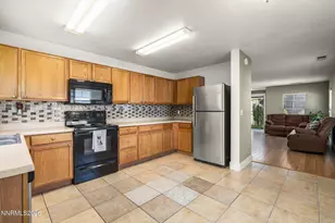 7775 Tulear St, Reno, NV 89506 - Photo 9