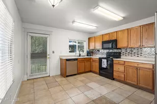 7775 Tulear St, Reno, NV 89506 - Photo 7