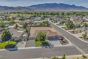 515 Crabapple Ln, Dayton, NV 89403 - Photo 3