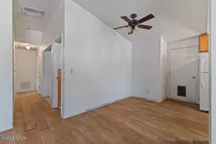 1029 Siskiyou Dr, Carson City, NV 89701 - Photo 5