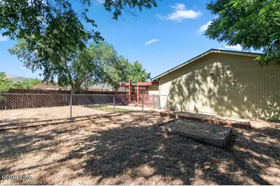 1029 Siskiyou Drive, Carson City, NV 89701 - Photo 13