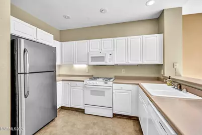4750 Bradford Lane, Reno, NV 89519 - Photo 5