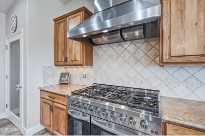 635 Valle Verde Drive, Spanish Springs, NV 89441 - Photo 17