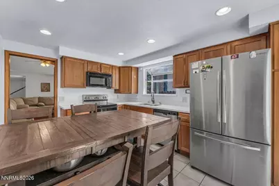 1805 Camelback Drive, Sparks, NV 89434 - Photo 13