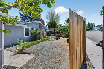 1090 Kings Row, Reno, NV 89503 - Photo 27