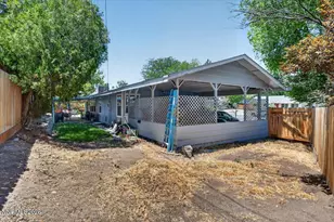 1090 Kings Row, Reno, NV 89503 - Photo 25
