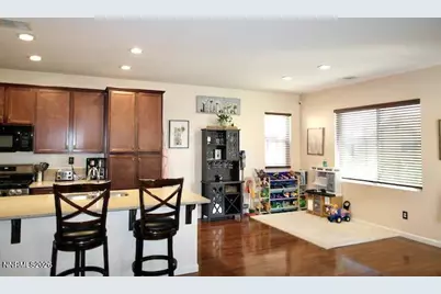 14330 Fredonia Drive, Reno, NV 89506 - Photo 5