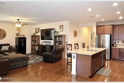 14330 Fredonia Drive, Reno, NV 89506 - Photo 7