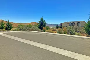 4940 Cavestone Rd, Sun Valley, NV 89433 - Photo 17