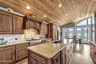 1980 Larson Ln, Coleville, CA 96107 - Photo 37