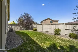 10660 Brittany Park Dr, Reno, NV 89521 - Photo 23