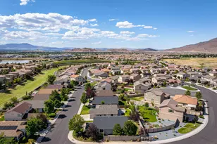 10660 Brittany Park Dr, Reno, NV 89521 - Photo 29