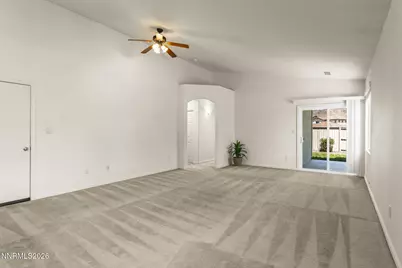 10660 Brittany Park Drive, Reno, NV 89521 - Photo 5