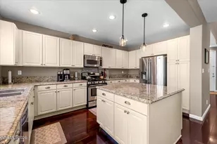 10749 Grayslake Dr, Reno, NV 89521 - Photo 21