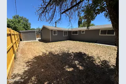 1332 Toiyabe Avenue, Gardnerville, NV 89410 - Photo 3