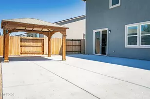 7729 Navasota Dr, Sparks, NV 89436 - Photo 11