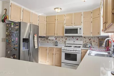 270 Shetland Circle, Reno, NV 89508 - Photo 9