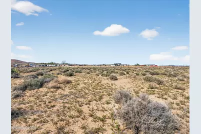 1340 W Badger Street, Silver Springs, NV 89429 - Photo 17