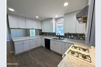 1940 Utah Avenue, Silver Springs, NV 89429 - Photo 3