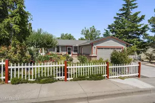 3907 Buckingham Square, Reno, NV 89503 - Photo 25