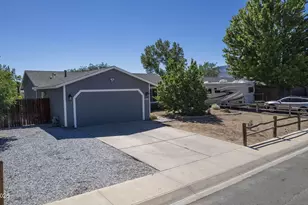 542 Yellow Jacket Rd, Dayton, NV 89403 - Photo 7
