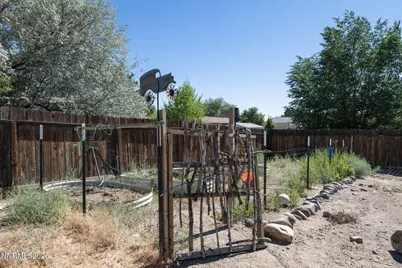 542 Yellow Jacket Road, Dayton, NV 89403 - Photo 35