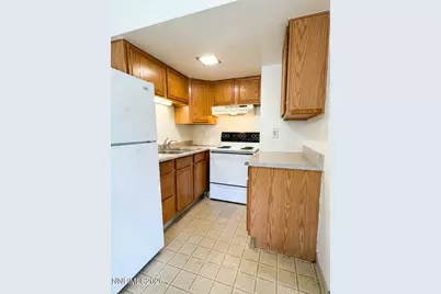 190 Locust Street, Reno, NV 89502 - Photo 5