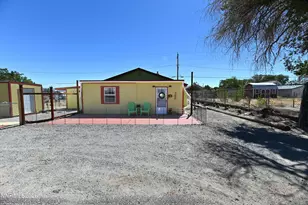 388 C St, Hawthorne, NV 89415 - Photo 3