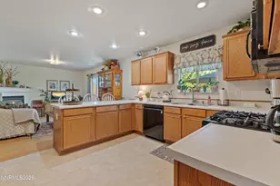 17620 Yearling Ct, Reno, NV 89508 - Photo 11