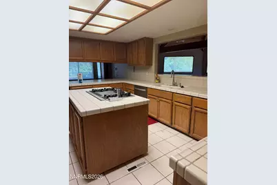 2285 Hedgewood Drive, Reno, NV 89509 - Photo 45