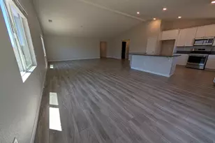 370 Orderville St, Dayton, NV 89403 - Photo 17