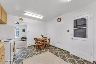 725 Wilkinson Avenue, Reno, NV 89502 - Photo 9