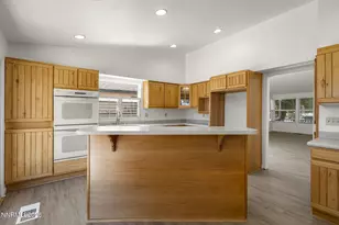 1229 Flora Glen Dr, Sparks, NV 89434 - Photo 9