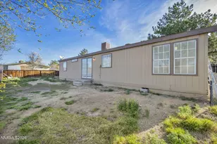 605 Wall Canyon Dr, Sun Valley, NV 89433 - Photo 25