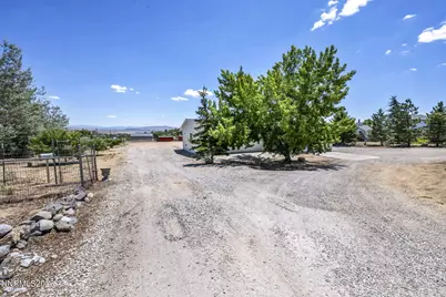 10600 Silver Spur Drive, Reno, NV 89508 - Photo 29